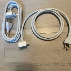 Apple white replacement power adaptor extension cable wall cord.